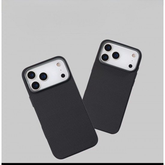 كفر ايفون 17 كاربون فايبر يدعم ماج سيف من J-case اسود