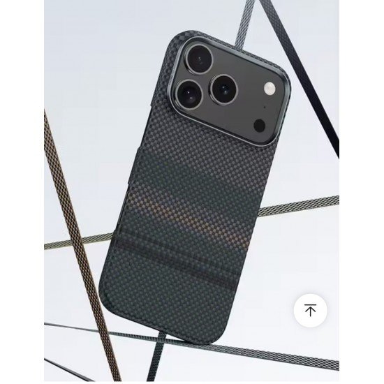 كفر ايفون 17 كاربون فايبر يدعم ماج سيف من J-case كحلي